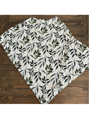 Milkmaid Goods Baby Car Seat Cover Nursing Cover Olive Leaf Green White